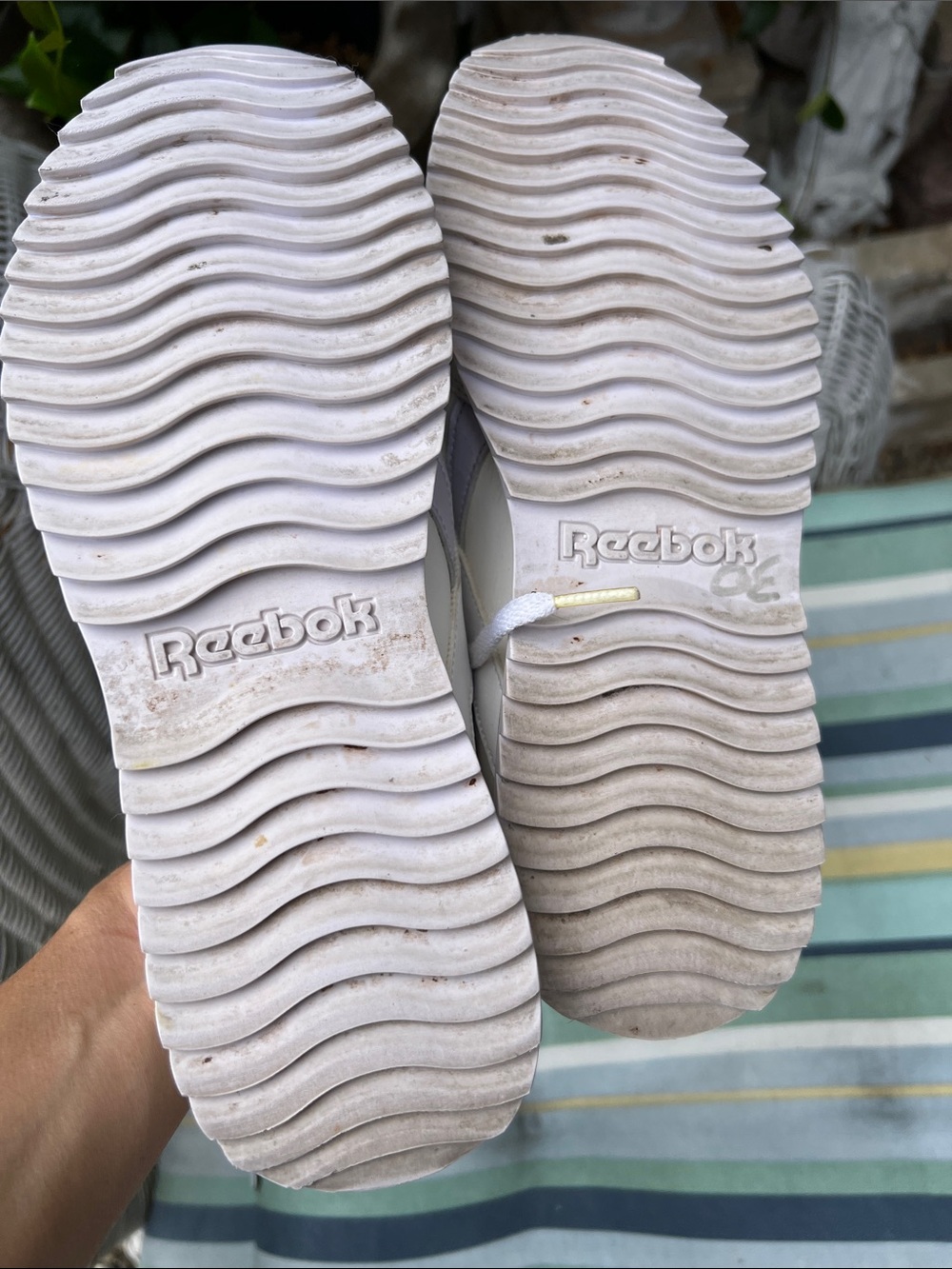 Rebook Vegan Leather Sneakers - Classic Low Top - Picture 5 of 8